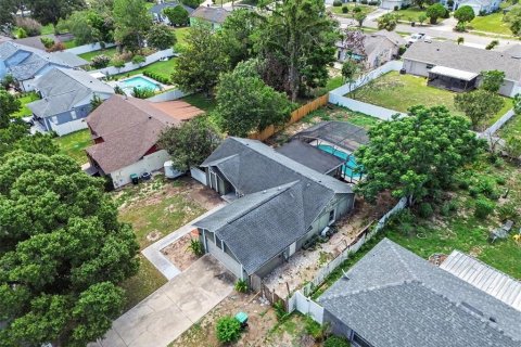 Villa ou maison à vendre à Orlando, Floride: 3 chambres, 138.24 m2 № 2219347 - photo 11