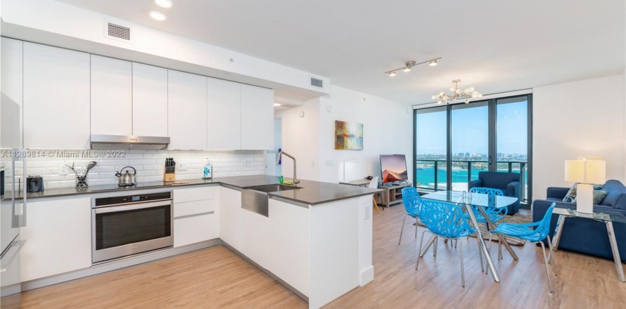 Appartement à Miami, Floride 2 chambres, 111.48 m2 № 1753481