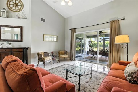 Купить виллу или дом в Лейкленд, Флорида 8 комнат, 215.63м2, № 1826167 - фото 4