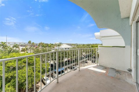 Купить кондоминиум в Майами, Флорида 2 спальни, 109.16м2, № 2002009 - фото 11