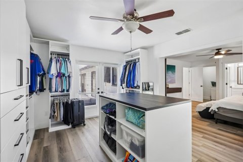 Casa en venta en Saint Petersburg, Florida, 4 dormitorios, 176.61 m2 № 2384392 - foto 22