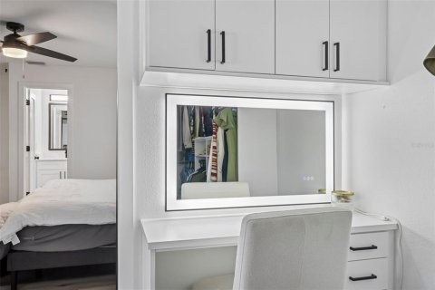 Casa en venta en Saint Petersburg, Florida, 4 dormitorios, 176.61 m2 № 2384392 - foto 23