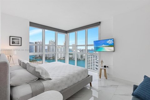 Copropriété à louer à Miami, Floride: 2 chambres, 118.73 m2 № 2155948 - photo 8