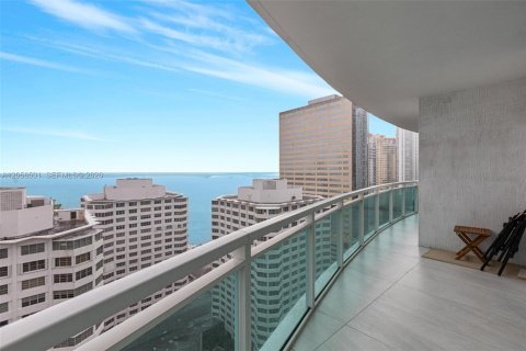 Copropriété à louer à Miami, Floride: 2 chambres, 118.73 m2 № 2155948 - photo 2