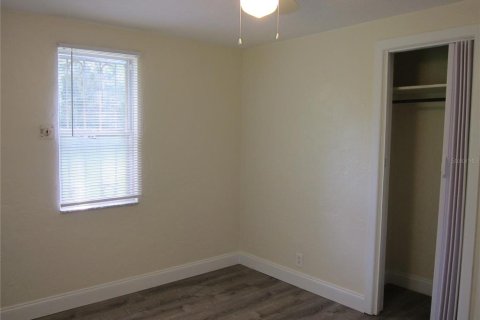 Villa ou maison à louer à Gainesville, Floride: 2 chambres, 62.43 m2 № 2405397 - photo 5