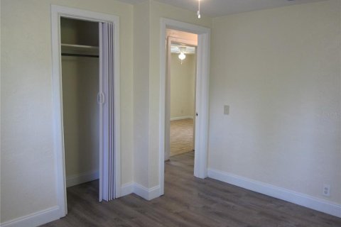 Villa ou maison à louer à Gainesville, Floride: 2 chambres, 62.43 m2 № 2405397 - photo 3