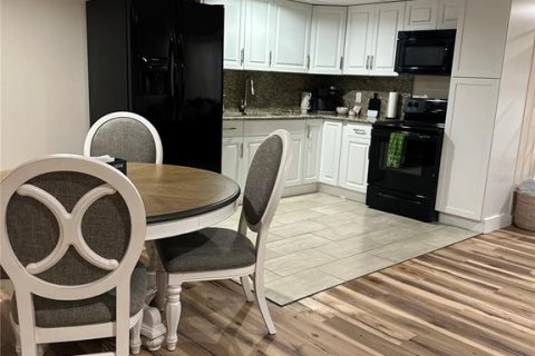 Touwnhouse à vendre à Tallahassee, Floride: 3 chambres, 189.33 m2 № 1885654 - photo 6