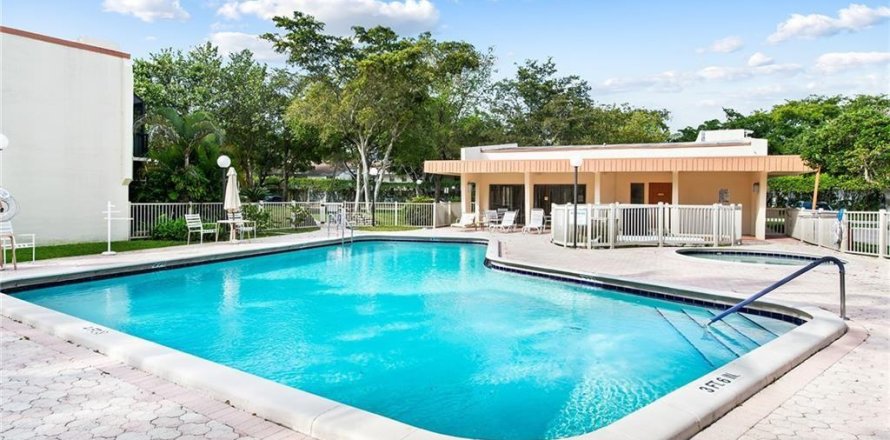 Condo in Plantation, Florida, 2 bedrooms  № 1065475