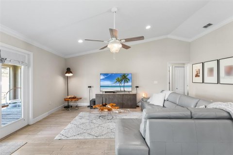 Casa en venta en Auburndale, Florida, 3 dormitorios, 170.38 m2 № 2203358 - foto 10