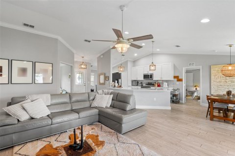 Casa en venta en Auburndale, Florida, 3 dormitorios, 170.38 m2 № 2203358 - foto 13