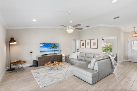 Casa en venta en Auburndale, Florida, 3 dormitorios, 170.38 m2 № 2203358 - foto 11