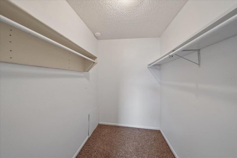 Condo in Sarasota, Florida, 2 bedrooms  № 1907555 - photo 21