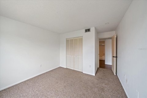 Condo in Sarasota, Florida, 2 bedrooms  № 1907555 - photo 25