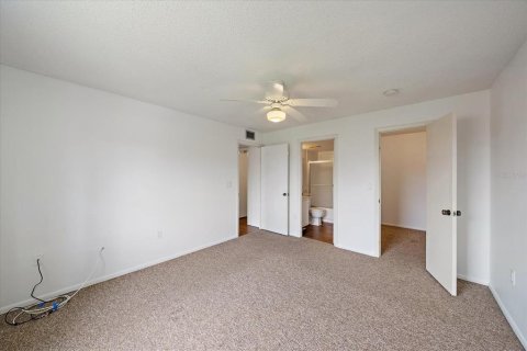 Condo in Sarasota, Florida, 2 bedrooms  № 1907555 - photo 23