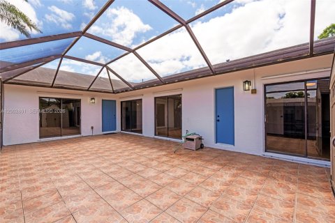 Casa en venta en Greenacres, Florida, 3 dormitorios, 123.75 m2 № 2066345 - foto 19