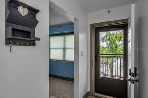 Condominio en venta en Saint Petersburg, Florida, 2 dormitorios, 118.91 m2 № 2152083 - foto 7