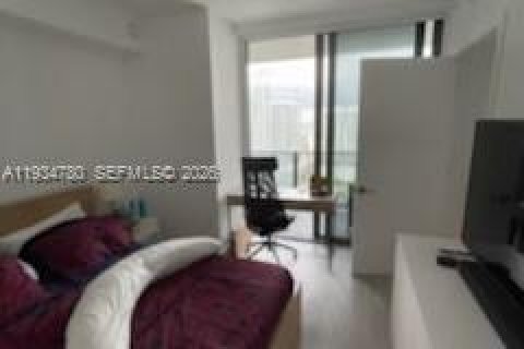 Condominio en venta en Miami, Florida, 1 dormitorio, 70.23 m2 № 2090697 - foto 4