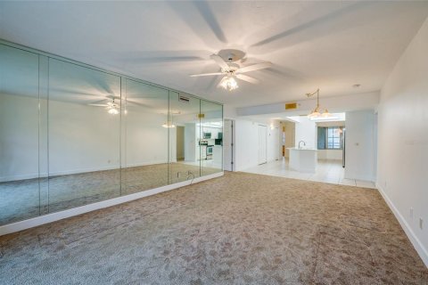 Condo in Port Orange, Florida, 3 bedrooms  № 1521491 - photo 16