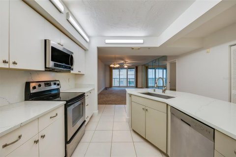 Condo in Port Orange, Florida, 3 bedrooms  № 1521491 - photo 11