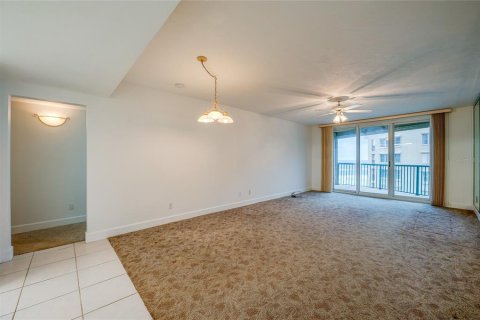 Condo in Port Orange, Florida, 3 bedrooms  № 1521491 - photo 13