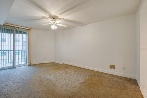 Condo in Port Orange, Florida, 3 bedrooms  № 1521491 - photo 17