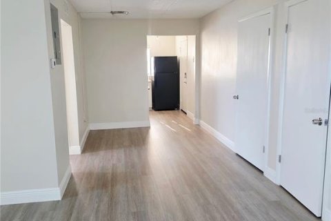 Condominio en alquiler en Orlando, Florida, 1 dormitorio, 61.41 m2 № 1762282 - foto 5