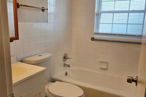 Condominio en alquiler en Orlando, Florida, 1 dormitorio, 61.41 m2 № 1762282 - foto 7