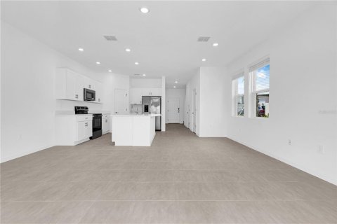 Adosado en alquiler en Kissimmee, Florida, 3 dormitorios, 144.28 m2 № 1797752 - foto 10