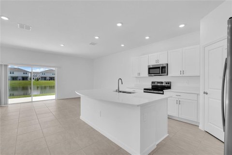 Adosado en alquiler en Kissimmee, Florida, 3 dormitorios, 144.28 m2 № 1797752 - foto 5
