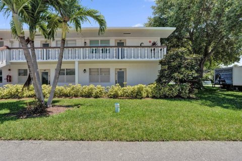 Condo in Deerfield Beach, Florida, 2 bedrooms № 2365726