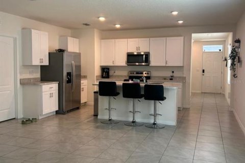 Casa en venta en Kissimmee, Florida, 3 dormitorios, 156.08 m2 № 2391504 - foto 4