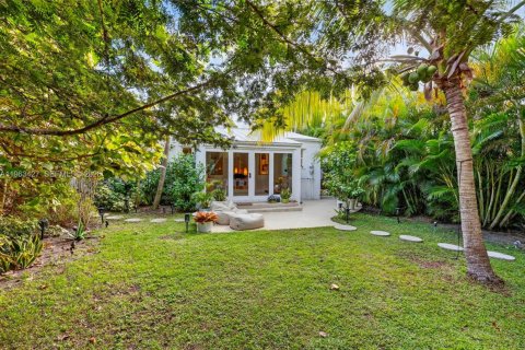 Купить земельный участок в Форт-Лодердейл, Флорида № 2025309 - фото 17