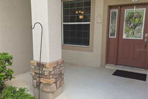 House in Auburndale, Florida 4 bedrooms, 263.29 sq.m. № 2378153 - photo 4