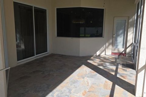 House in Auburndale, Florida 4 bedrooms, 263.29 sq.m. № 2378153 - photo 23