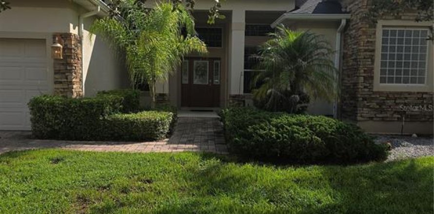 House in Auburndale, Florida 4 bedrooms, 263.29 sq.m. № 2378153
