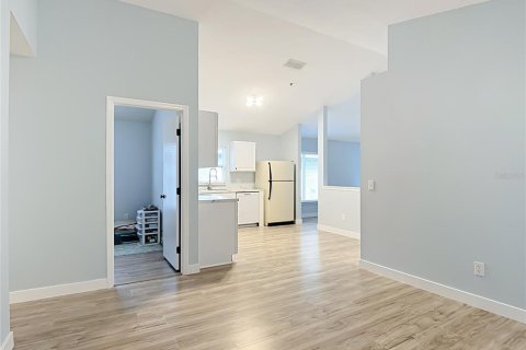 Villa ou maison à vendre à Orlando, Floride: 3 chambres, 113.99 m2 № 2419042 - photo 19
