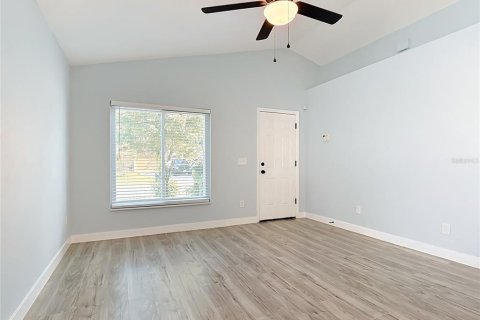 Villa ou maison à vendre à Orlando, Floride: 3 chambres, 113.99 m2 № 2419042 - photo 10
