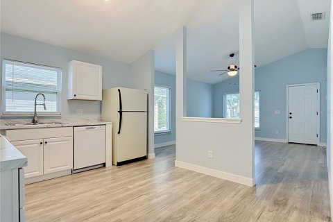 Villa ou maison à vendre à Orlando, Floride: 3 chambres, 113.99 m2 № 2419042 - photo 12