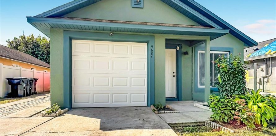Villa ou maison à Orlando, Floride 3 chambres, 113.99 m2 № 2419042
