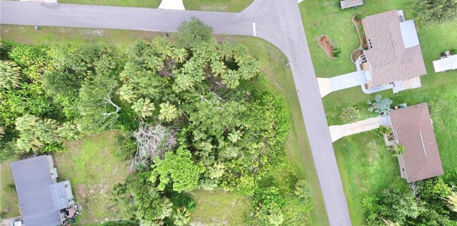 Land in Port Charlotte, Florida № 2162415