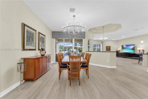 Casa en venta en Davie, Florida, 4 dormitorios, 254.55 m2 № 2063053 - foto 9