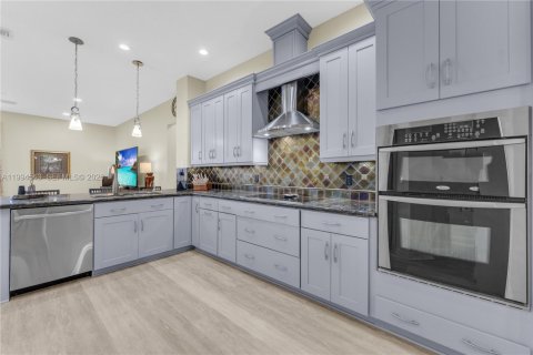 Casa en venta en Davie, Florida, 4 dormitorios, 254.55 m2 № 2063053 - foto 17