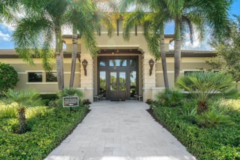 Villa ou maison à vendre à Delray Beach, Floride: 5 chambres, 486.16 m2 № 1177231 - photo 1