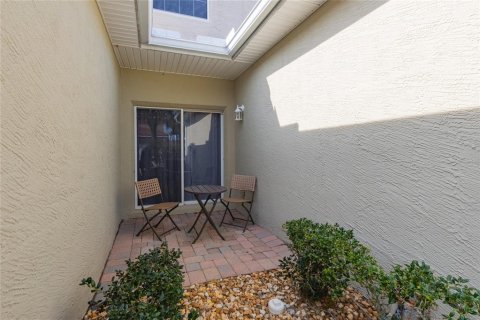 Touwnhouse à vendre à New Smyrna Beach, Floride: 2 chambres, 169.45 m2 № 2430610 - photo 29