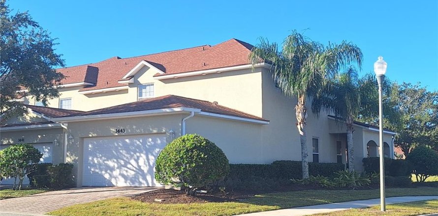 Touwnhouse à New Smyrna Beach, Floride 2 chambres, 169.45 m2 № 2430610