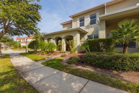 Touwnhouse à vendre à New Smyrna Beach, Floride: 2 chambres, 169.45 m2 № 2430610 - photo 2