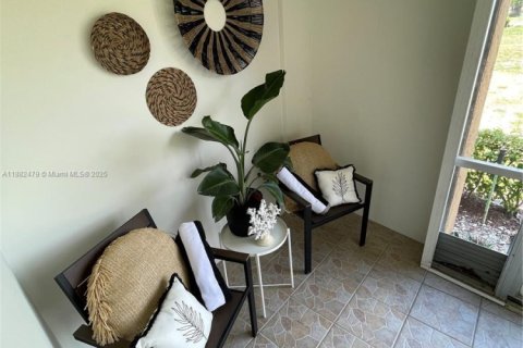Copropriété à louer à Boca Raton, Floride: 2 chambres, 97.55 m2 № 1929517 - photo 13