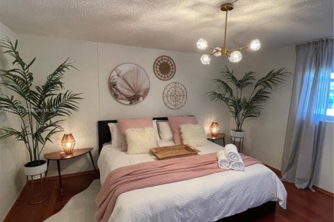 Copropriété à louer à Boca Raton, Floride: 2 chambres, 97.55 m2 № 1929517 - photo 3