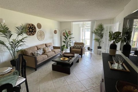 Copropriété à louer à Boca Raton, Floride: 2 chambres, 97.55 m2 № 1929517 - photo 14