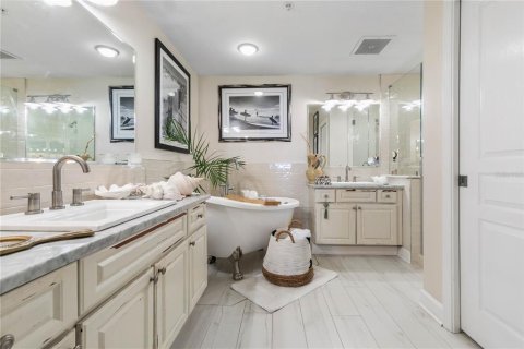 Снять в аренду кондоминиум в Палм-Кост, Флорида 8 комнат, 155.7м2, № 1804770 - фото 26